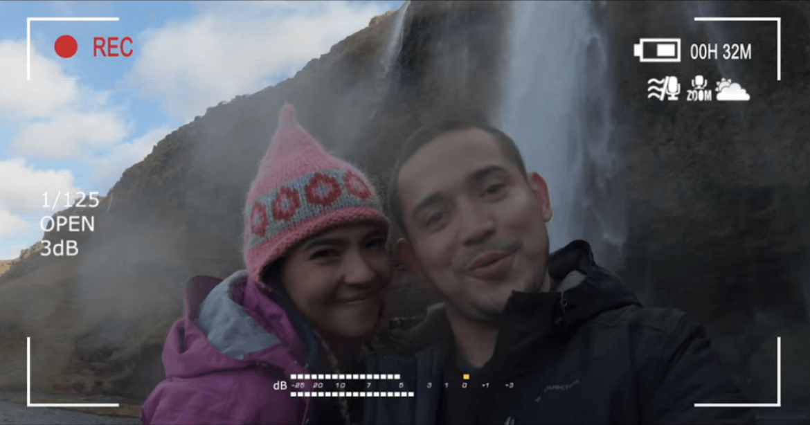 SEA Wave Through Night and Day