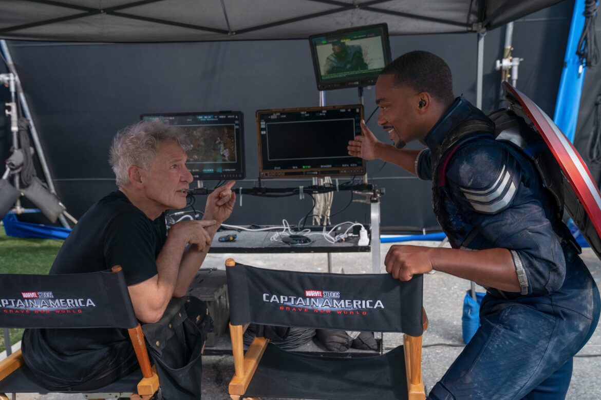 Captain America Brand New World Set Photo