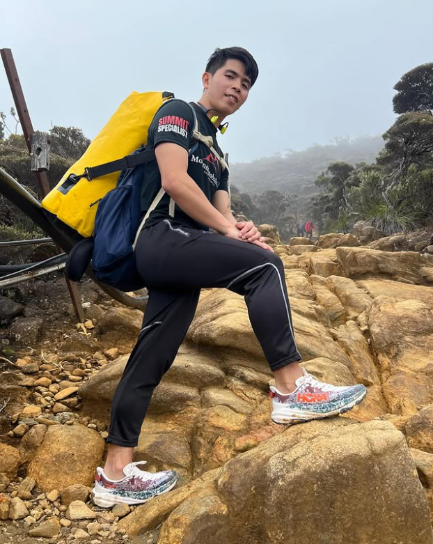 Mr. Mius on the way to the top of Mt. | Source: Jvy Mius Instagram
