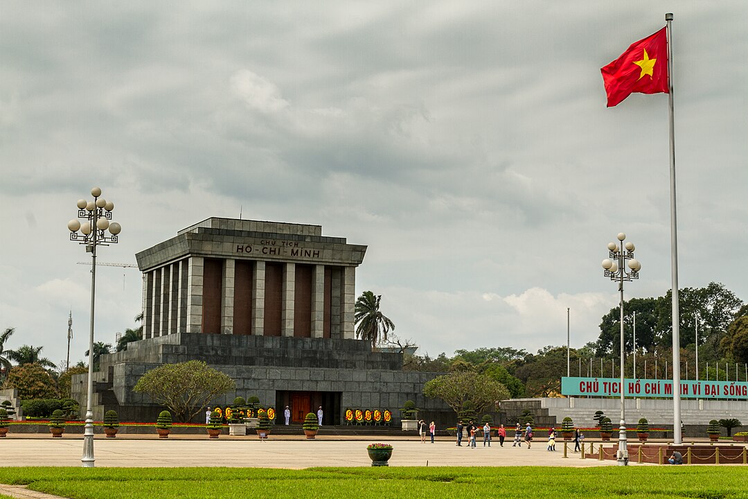 Resting place of Vietnamese revolutionary leader and President Ho Chi Minh | Photo from Wikimedia user rhjpage
