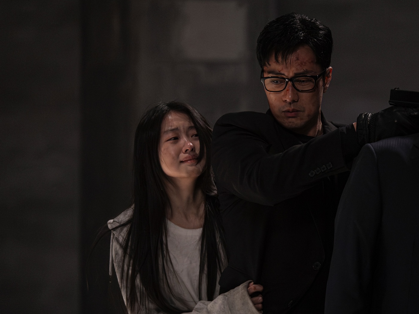 So Ji-sub and Seo Su-min as father-daughter duo Kim Do-hyeon and Kim Min-ji | Still from SBS