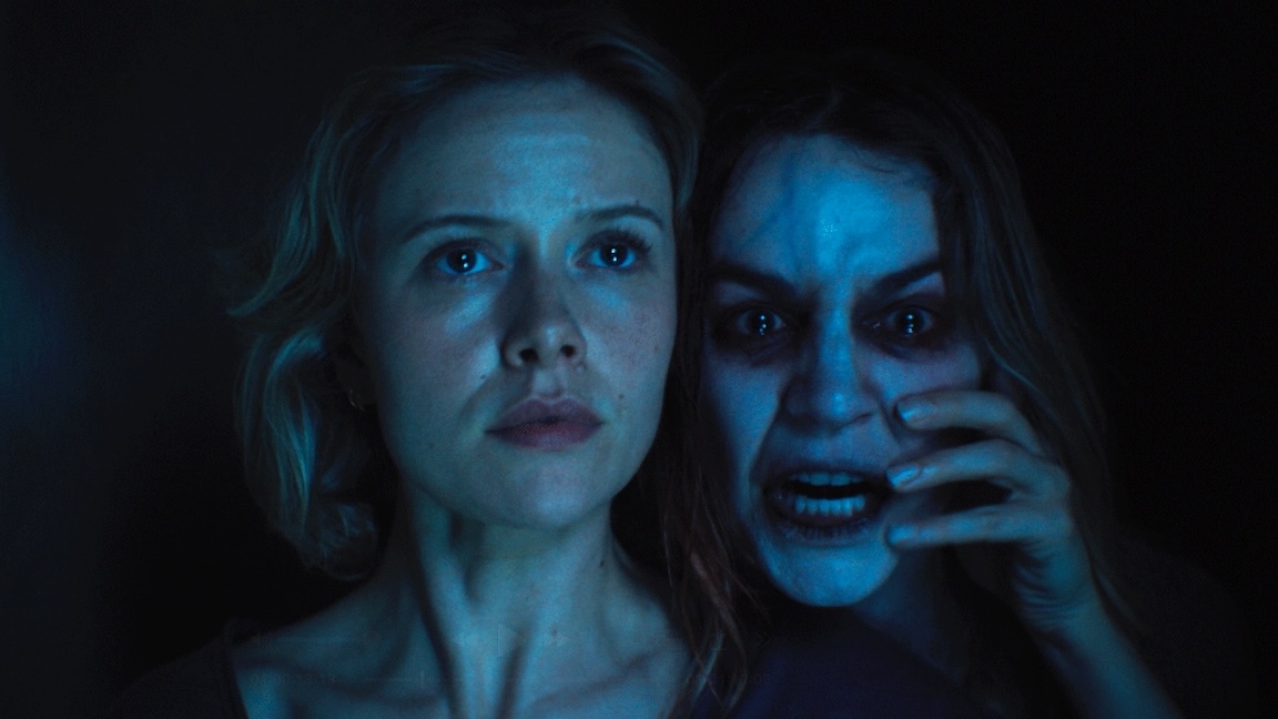 The ghost of Gemma’s mother makes a terrifying appearance | Still from Sony Pictures
